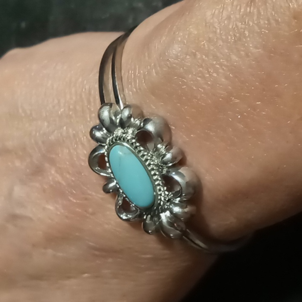 Chaps Silver Floral clamper Bracelet with Turquoise Stone